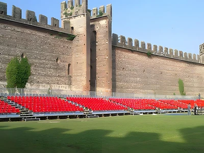 Tribuna modulare coperta per impianto sportivo