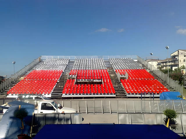 Tribune e palchi — foto 3